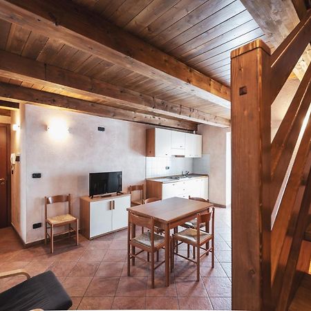 Residence La Tana Del Ghiro Бардонеккия Экстерьер фото